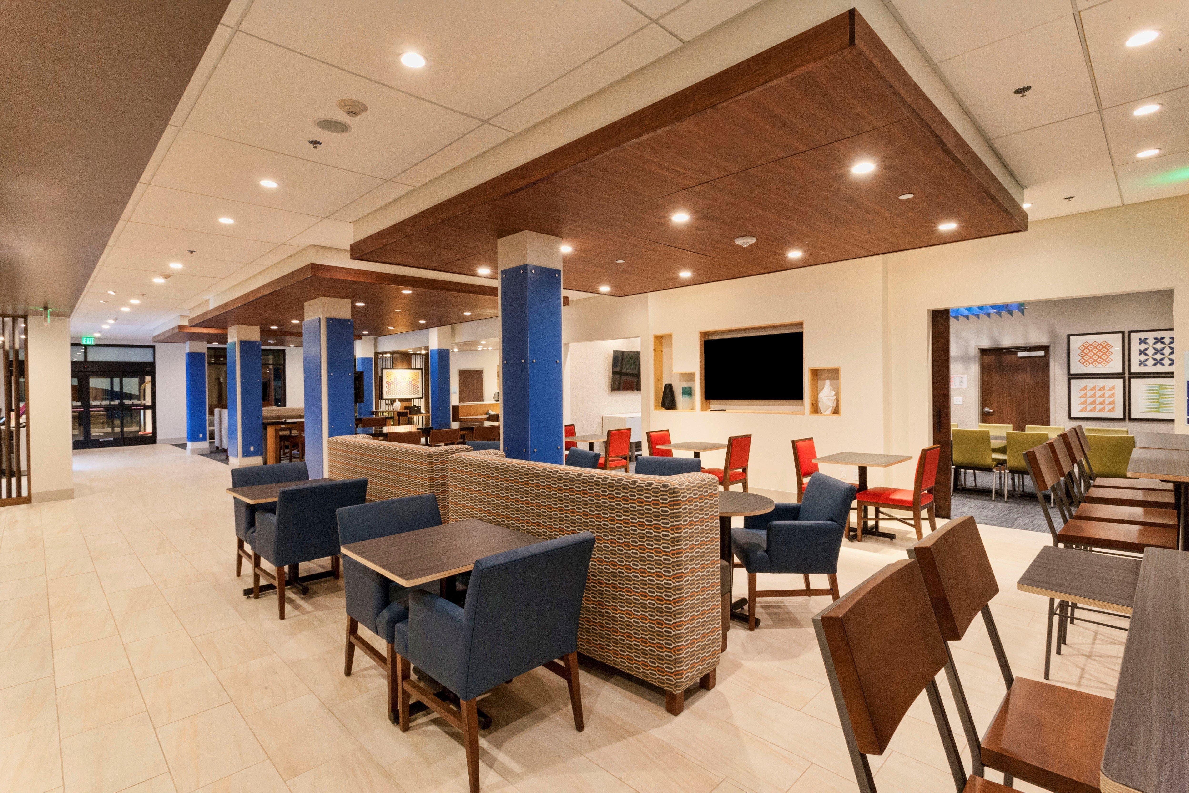 Holiday Inn Express & Suites - Dodge City By Ihg Dış mekan fotoğraf
