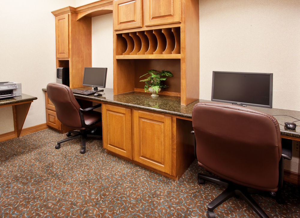 Holiday Inn Express & Suites - Dodge City By Ihg Dış mekan fotoğraf